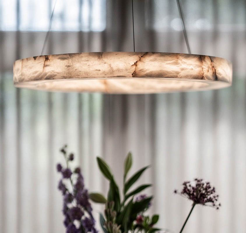 Alabaster stone merged into lighting
