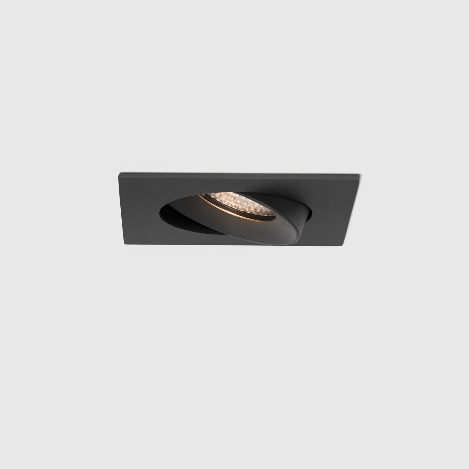 Flexx-square-adjustable-recessed-spot