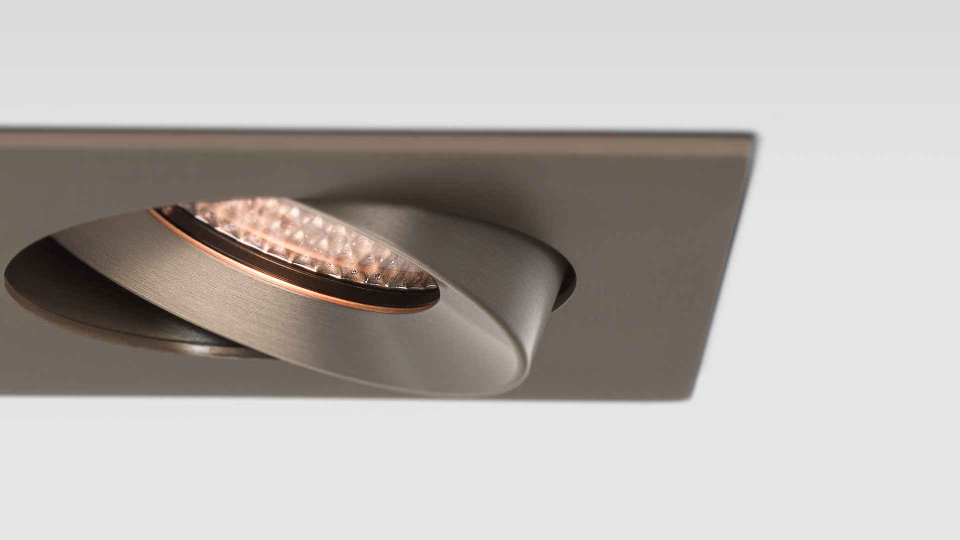 Flexx-square-adjustable-recessed-spot-brushed-champagne